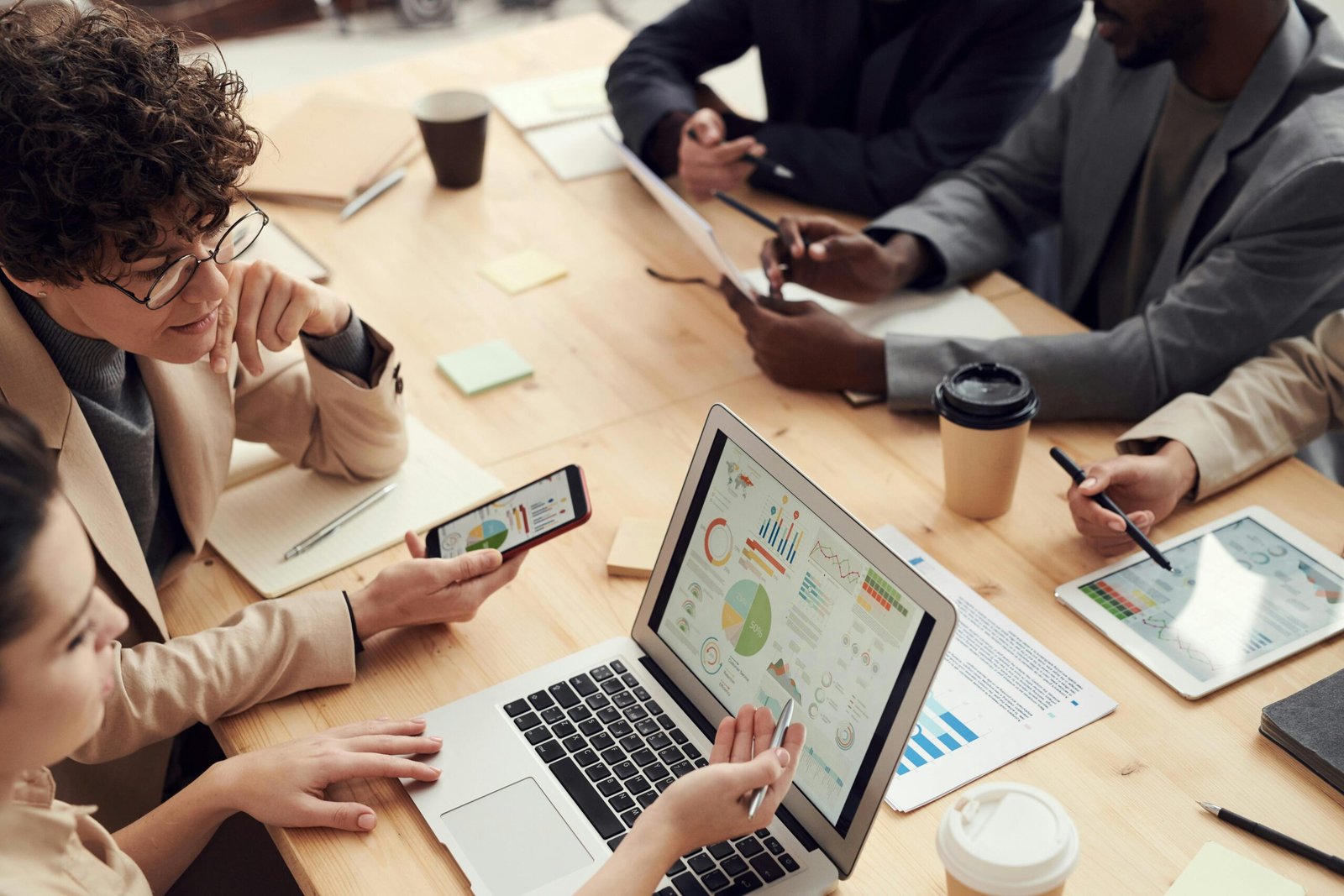 Best digital marketing services in Udaipur by Enlight Web Services to boost business ROI in 2026.
